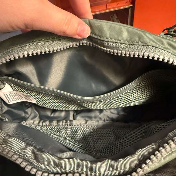 Lululemon Eucalyptus Belt Bag - Picture 2 of 3